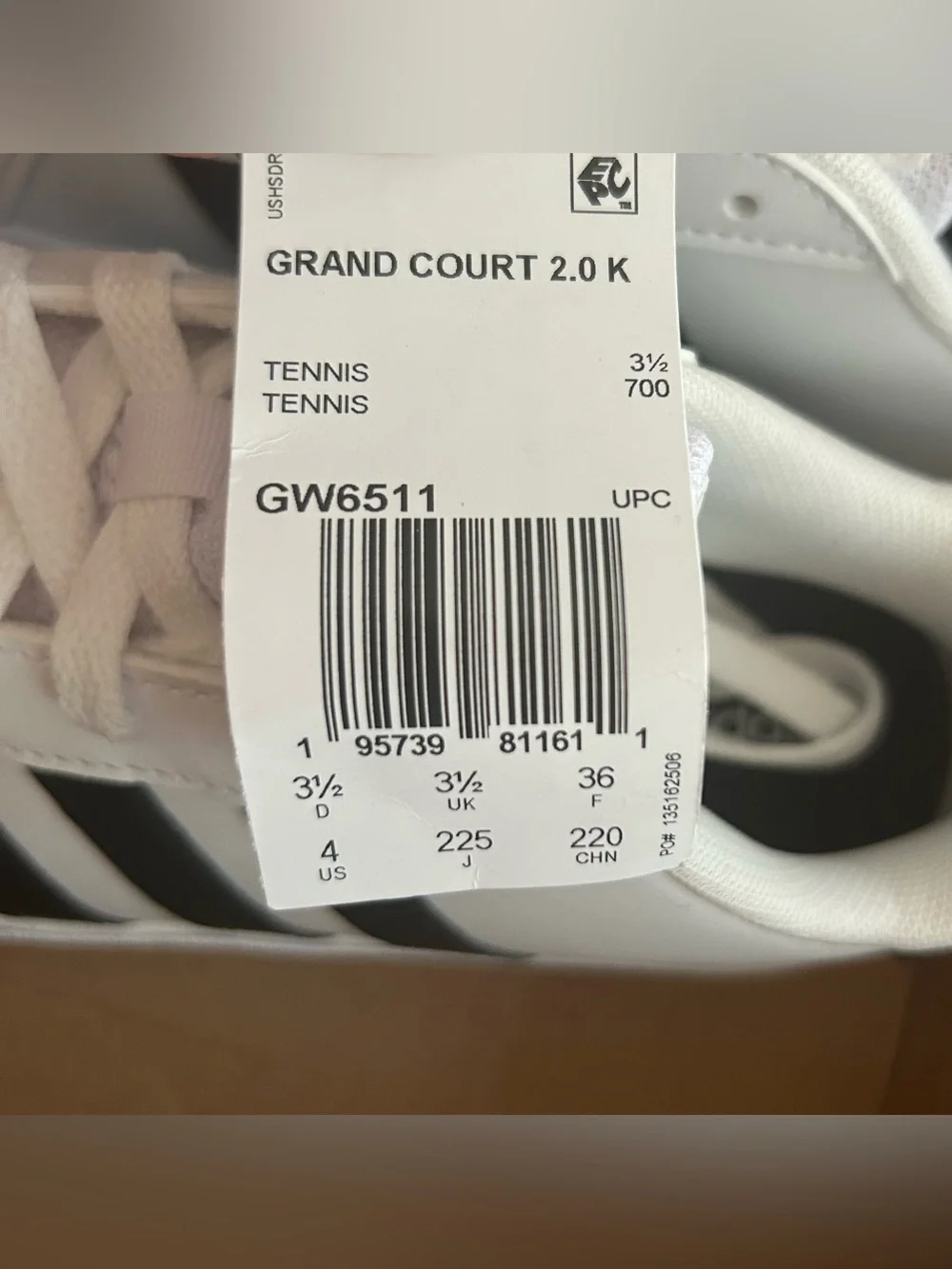 ADIDAS BIG KID GRAND COURT 2.0 Tennis Sneakers size 4 NIB